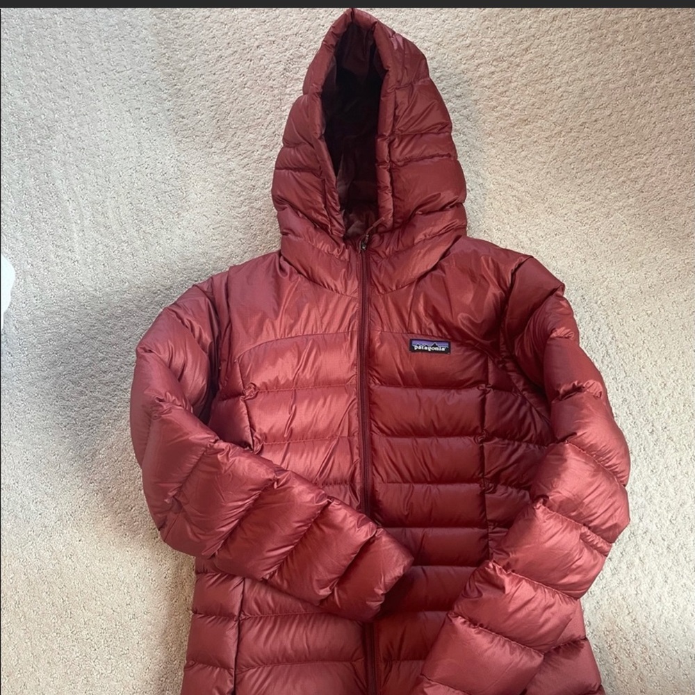 Women’s Patagonia down coat